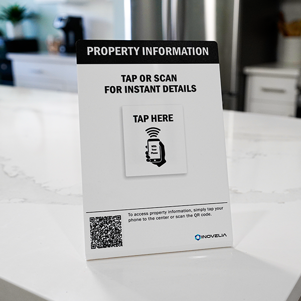 Table Stands - Inovelia | Innovative Networking for Real Estate Agents